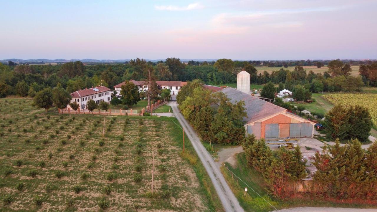 Cascina Belvedere Quargnento Exterior photo